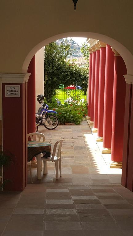 Villa Oropeza Hostel Sucre Eksteriør bilde