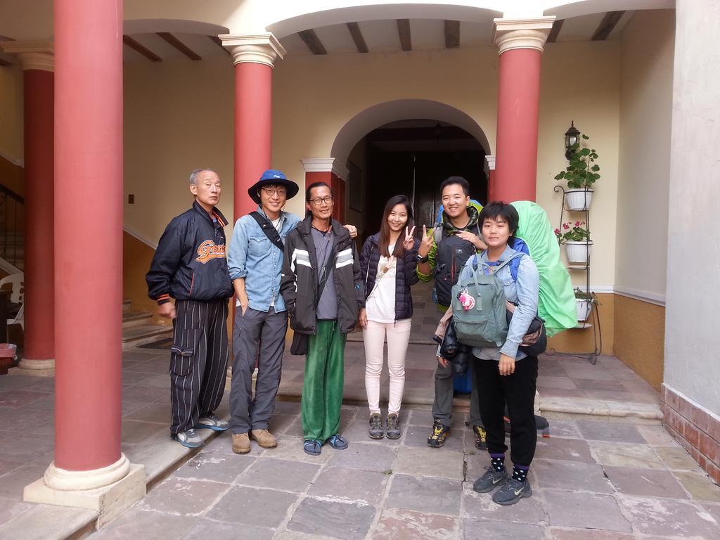 Villa Oropeza Hostel Sucre Eksteriør bilde